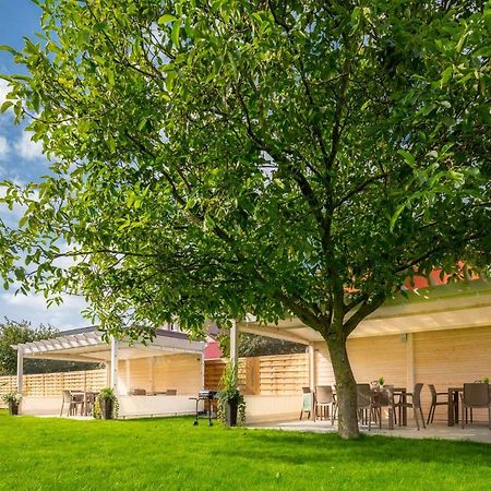 Pensjonat Marynarski - Apartamenty Darlowko Εξωτερικό φωτογραφία