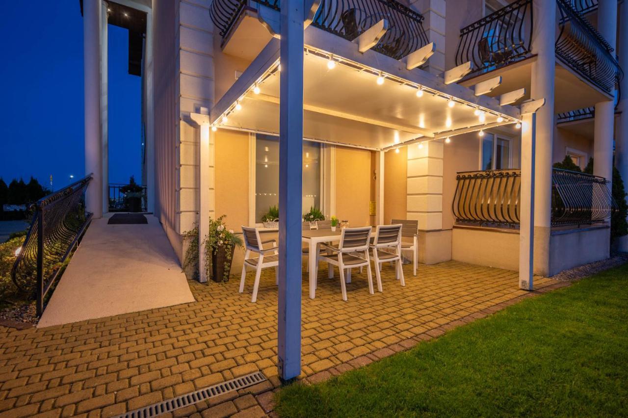 Pensjonat Marynarski - Apartamenty Darlowko Εξωτερικό φωτογραφία
